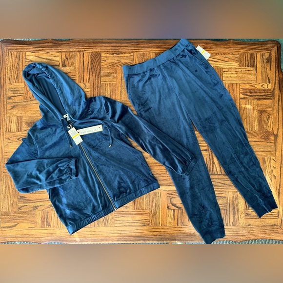Cable & Gauge Other - Cable&Gauge Sport Track Jogging Suit M NWT